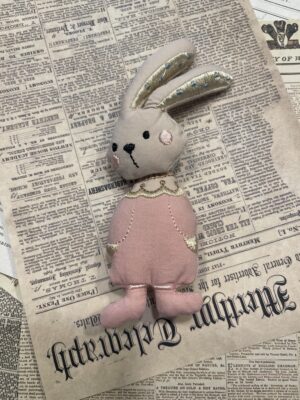 "Rabbit Mom" ​​Brooch