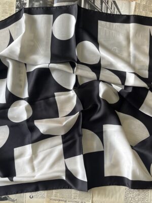 Silk scarf "Black and white"